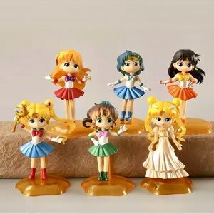 Sailor moon figure set